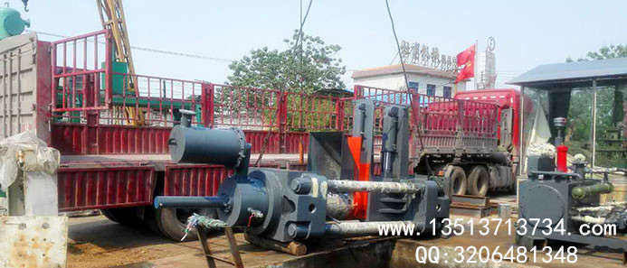 630噸金屬屑?jí)簤K機(jī)發(fā)貨現(xiàn)場