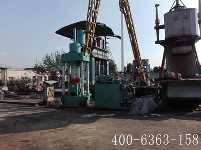 金屬屑壓塊機(jī)